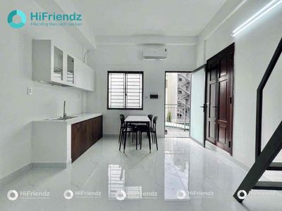 The balcony apartment 40 m2 full interior right over Tân Cảng near uth,hutech,ftu