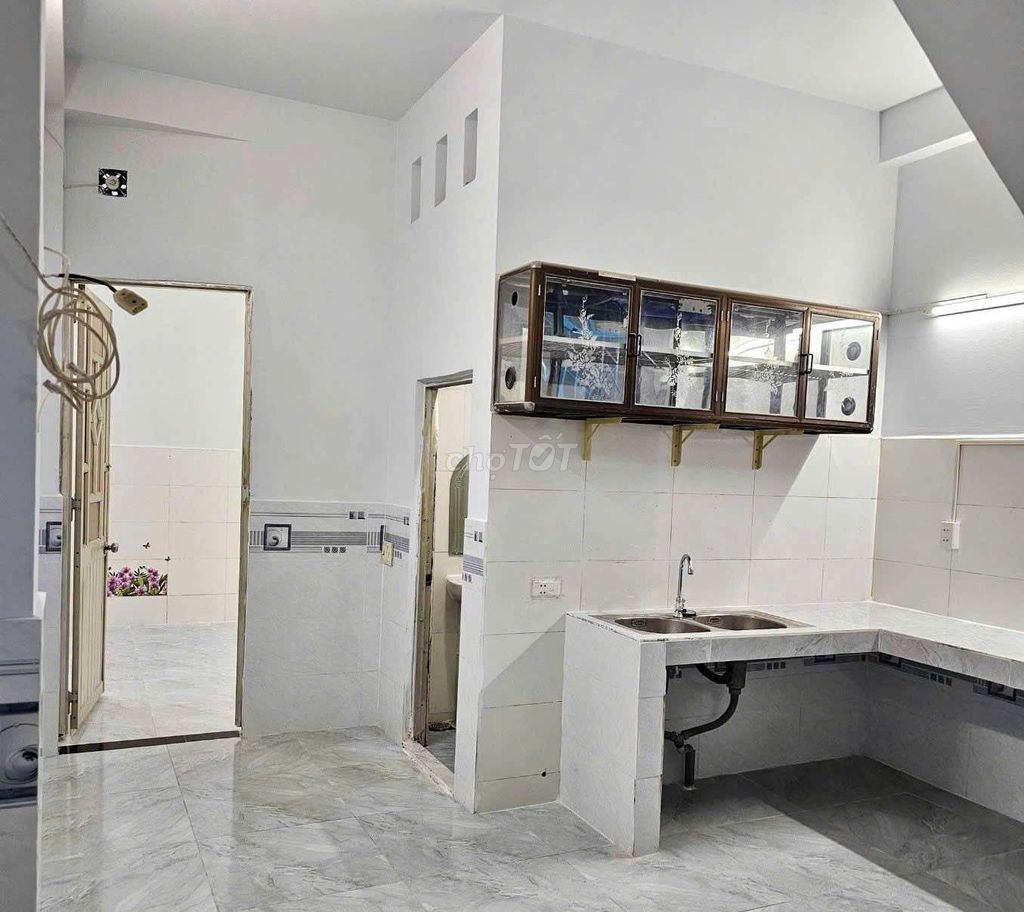 rented a house near the old Hiệp Bình Thủ Đức market