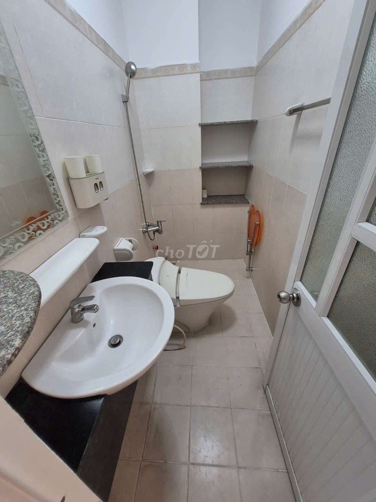 Rent a new house on the street near the airport - etown - aeon 3 bedroom 3 toilets