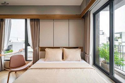 Renting mini balcony at Bến Thành-Auncreary