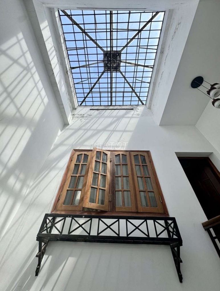 Rent a car house - near aeon - 3 floors above 4 bedroom 3 toilets