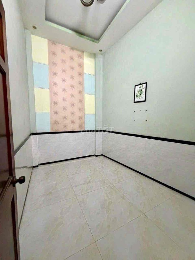 Rent your house to your point-face: 5 x16 m - Structure: ground one floor