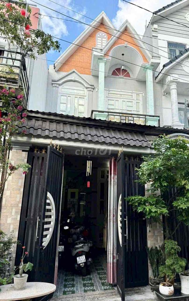 Rent your house to your point-face: 5 x16 m - Structure: ground one floor