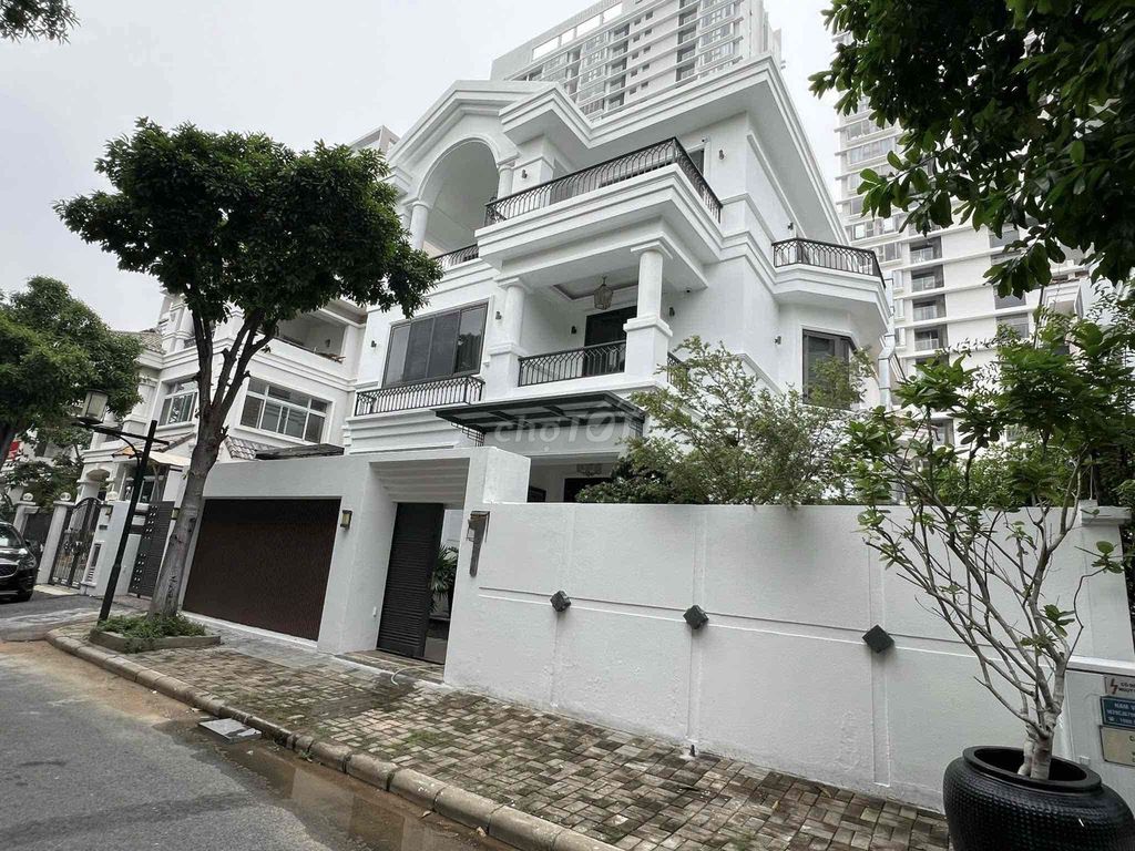 For renting a beautiful house - a total of 115 million.