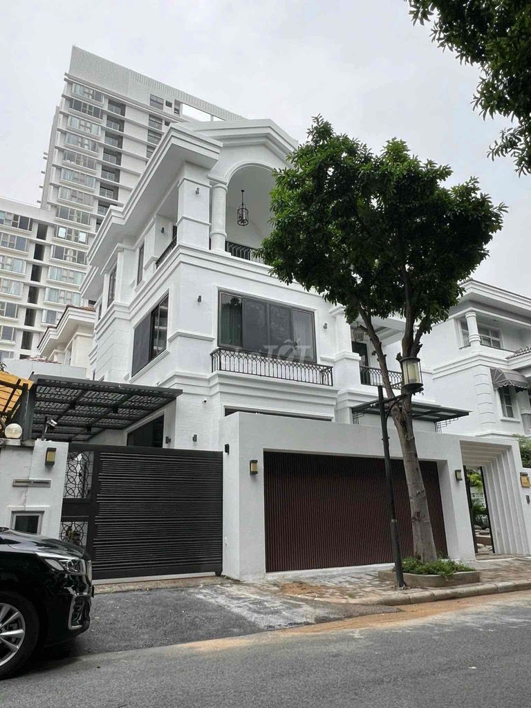 For renting a beautiful house - a total of 115 million.