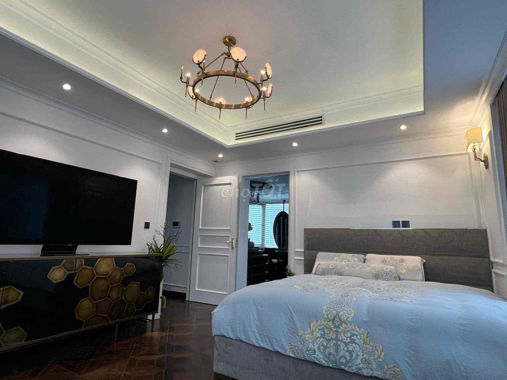 For renting a beautiful house - a total of 115 million.