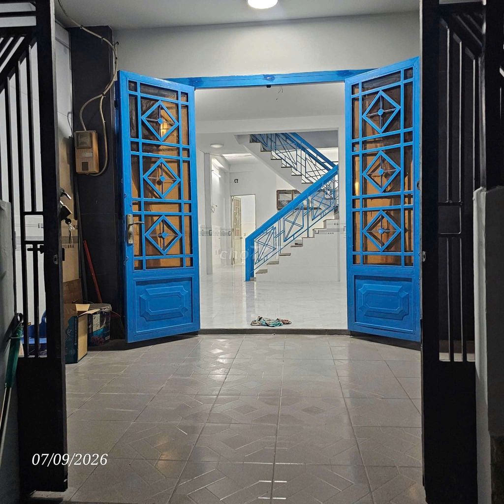 The 74-foot-three bedrooms near the Peace Hall.