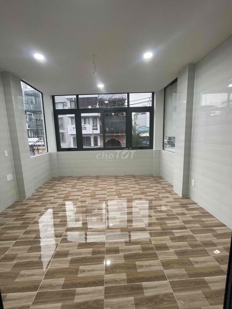 renting cash to 370 Chu Văn An - Bình Thạnh