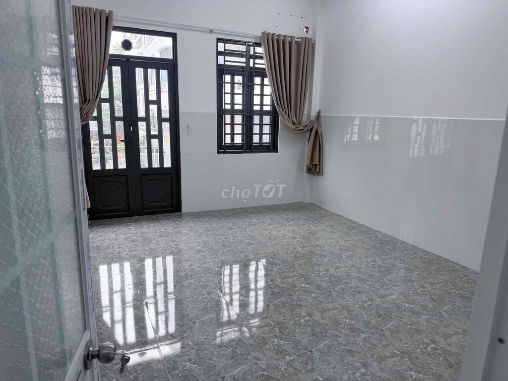 The owner needs to rent a Tây Lân street house.