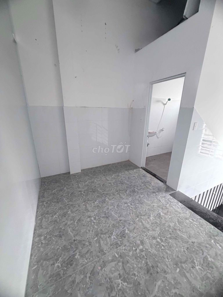 The owner needs to rent a Tây Lân street house.