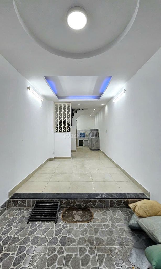 4 bedrooms - parking lot, Bình Thạnh 01