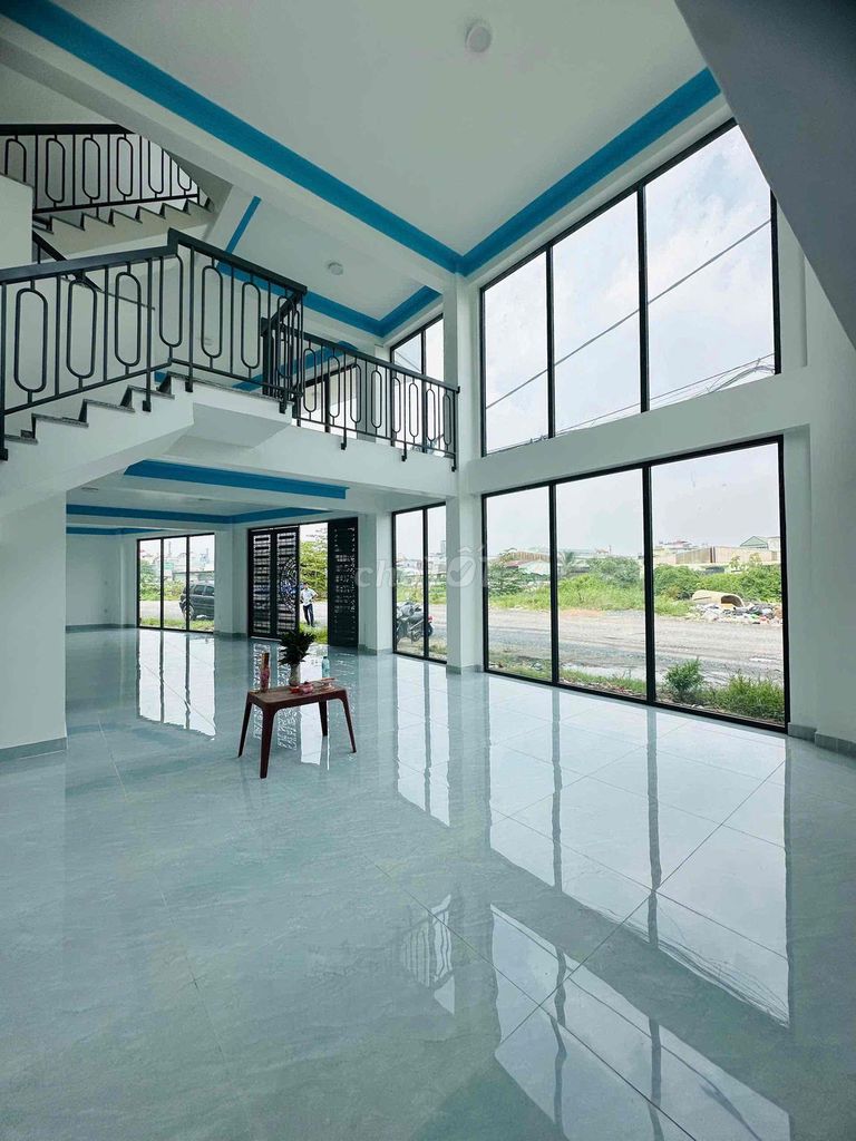 The original office is 500 meters wide ready.