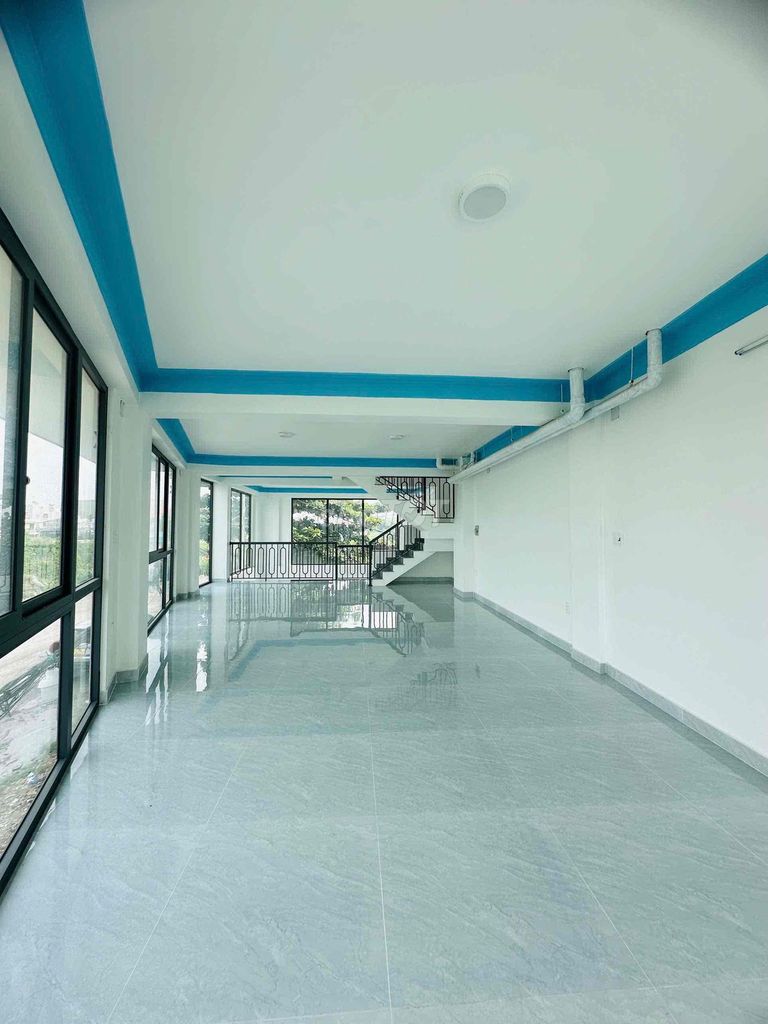 The original office is 500 meters wide ready.