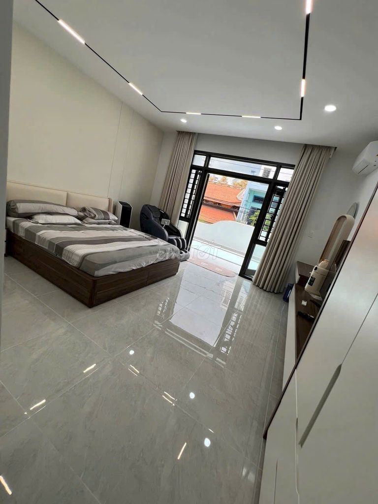 Need to rent an alley house 299/4 A Lý Thường Kiệt-7* 15 District 11