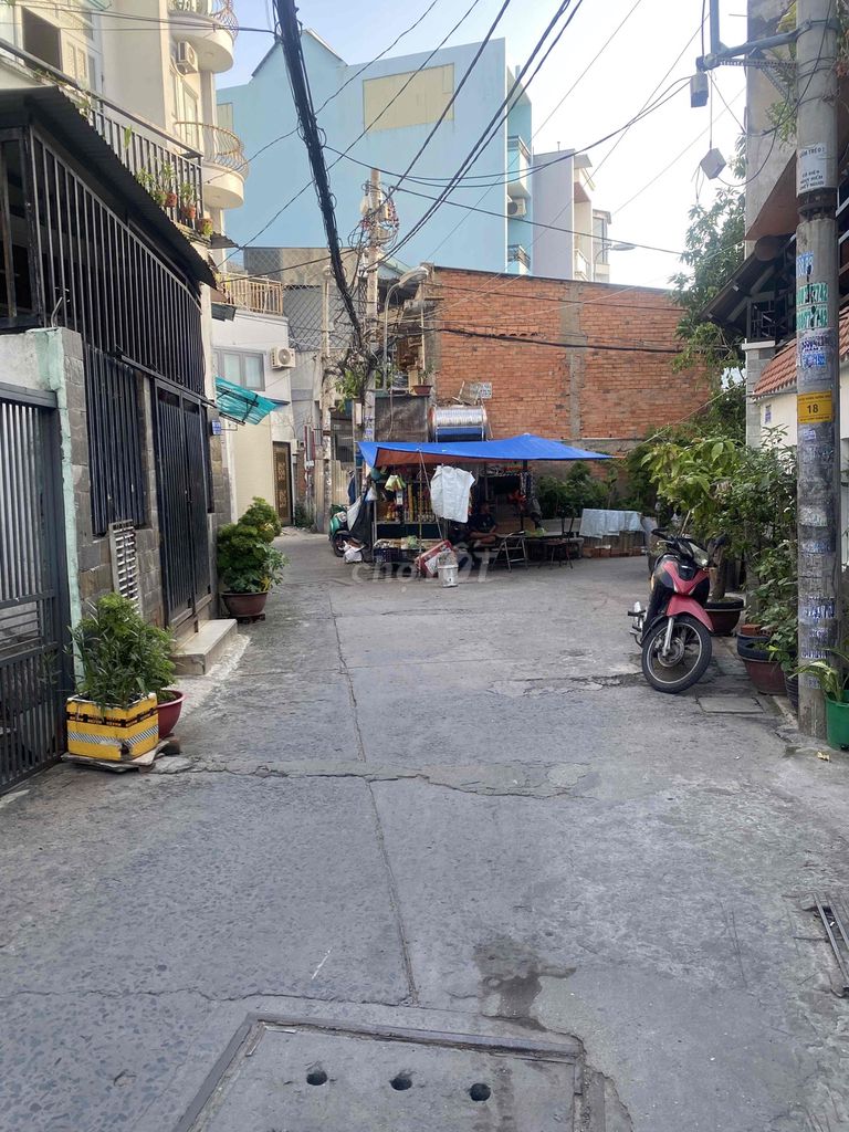 80 Dương Quảng Hàm.5 x5 a floor