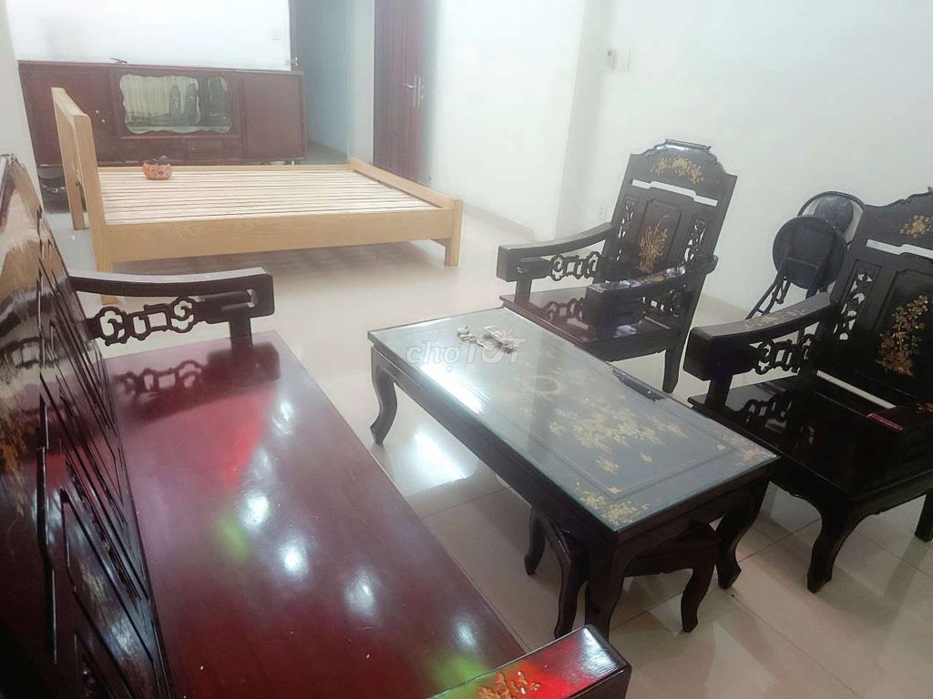 in front of 145 Lý Chiêu Hoàng 4 x25 1 Mt 4th floor 1 8 bedroom