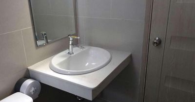 Free hostel 158 Hoàng Hoa Thám, bid from 1 million6