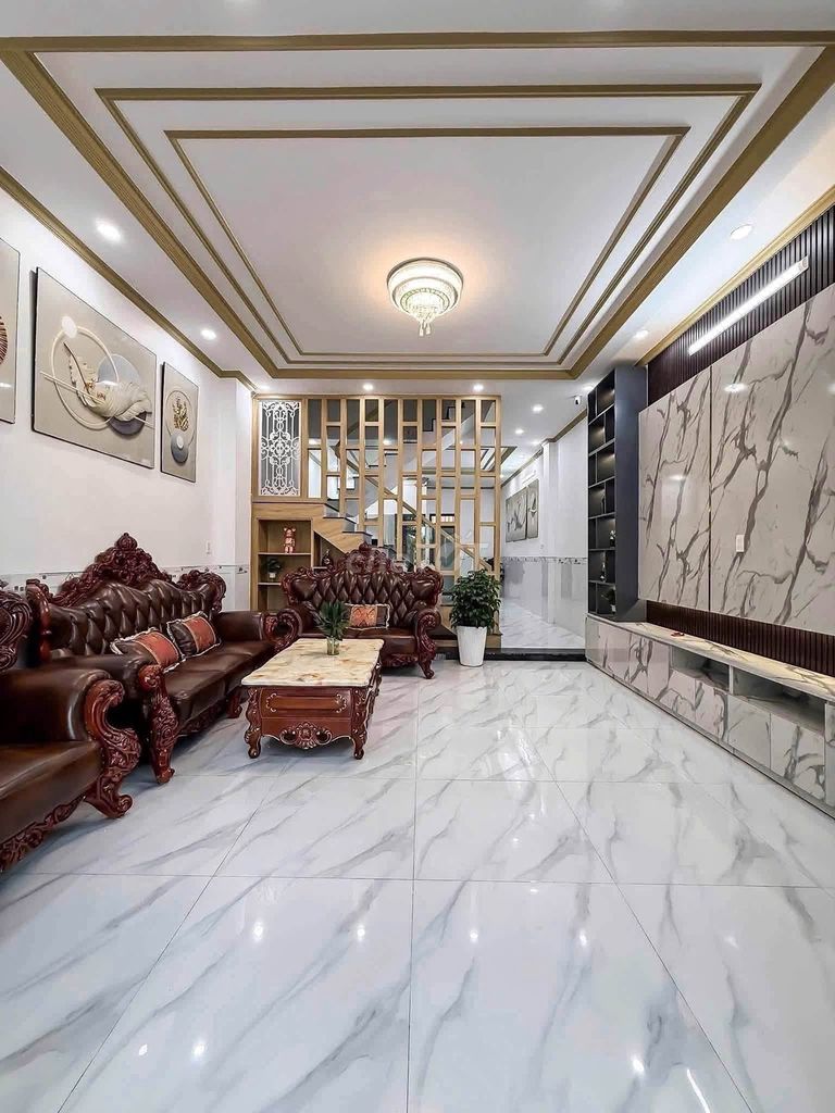 Western Culture Rent House 20 million a month.
