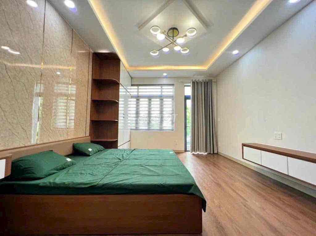 The full interior - advertical (three bedrooms four toilets) - nice house