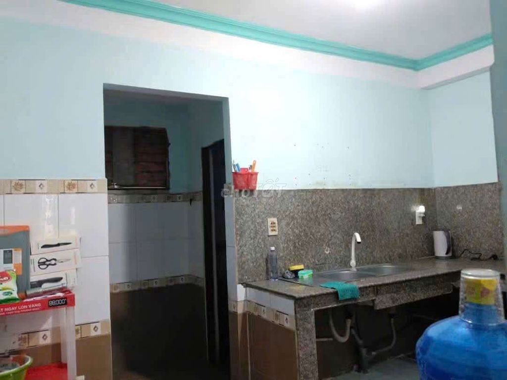 The Master's Warehouse 4 x 1 is equal to 2 bedroom 2 toilets