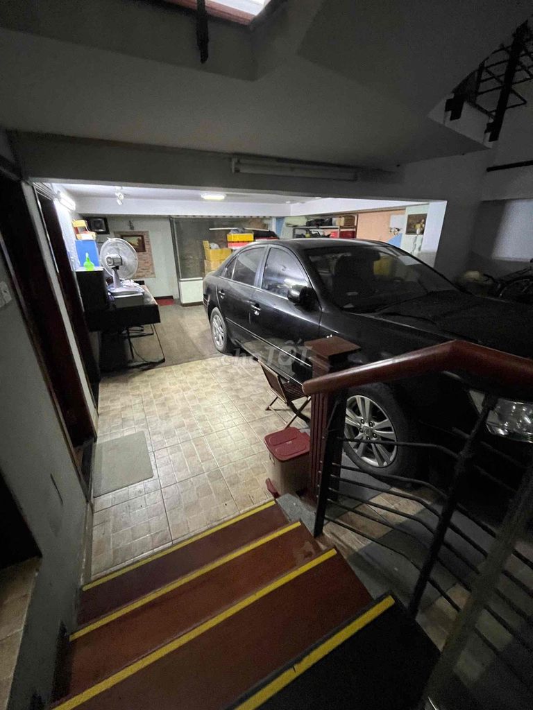 Rent a princely mansion 2-Linh Chiểu.