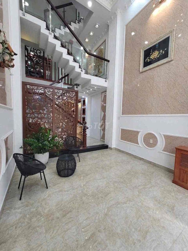 Rent Gò Vấp Root House
