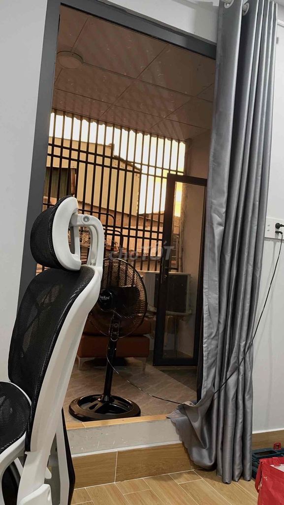 Rent the original house across from Phạm Thế Hiển District 8