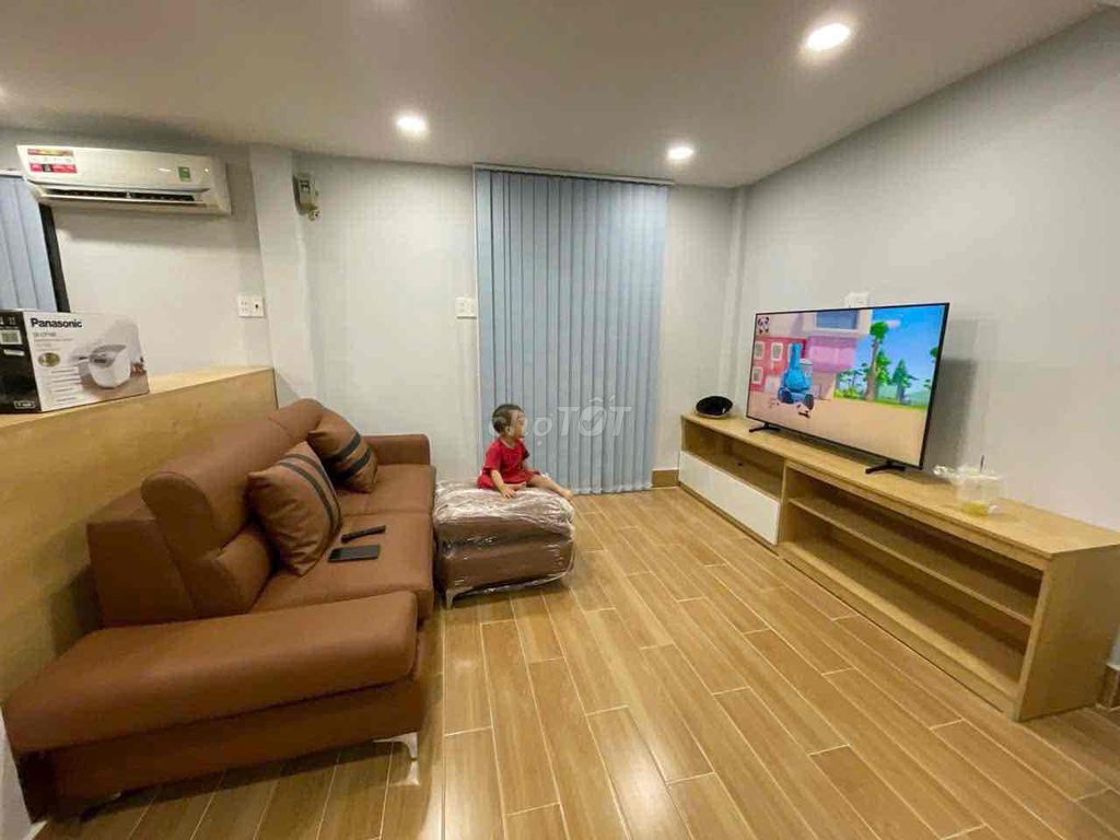 Rent the original house across from Phạm Thế Hiển District 8