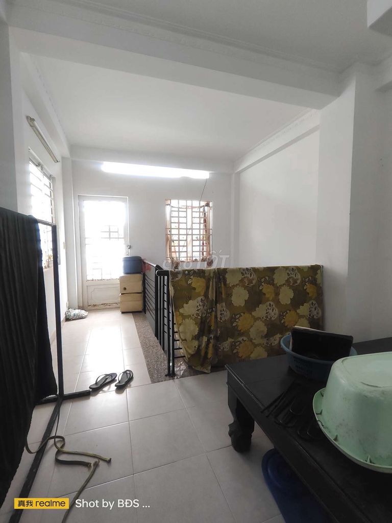 1 3rd floor bedroom 3 1 st near the University of Fatima 1 2 million