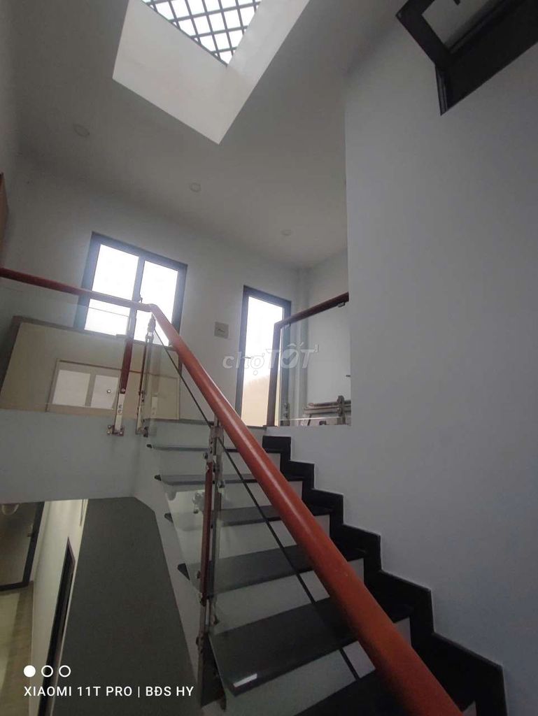 A mtkd Phạm Văn Đồng 6 bedroom