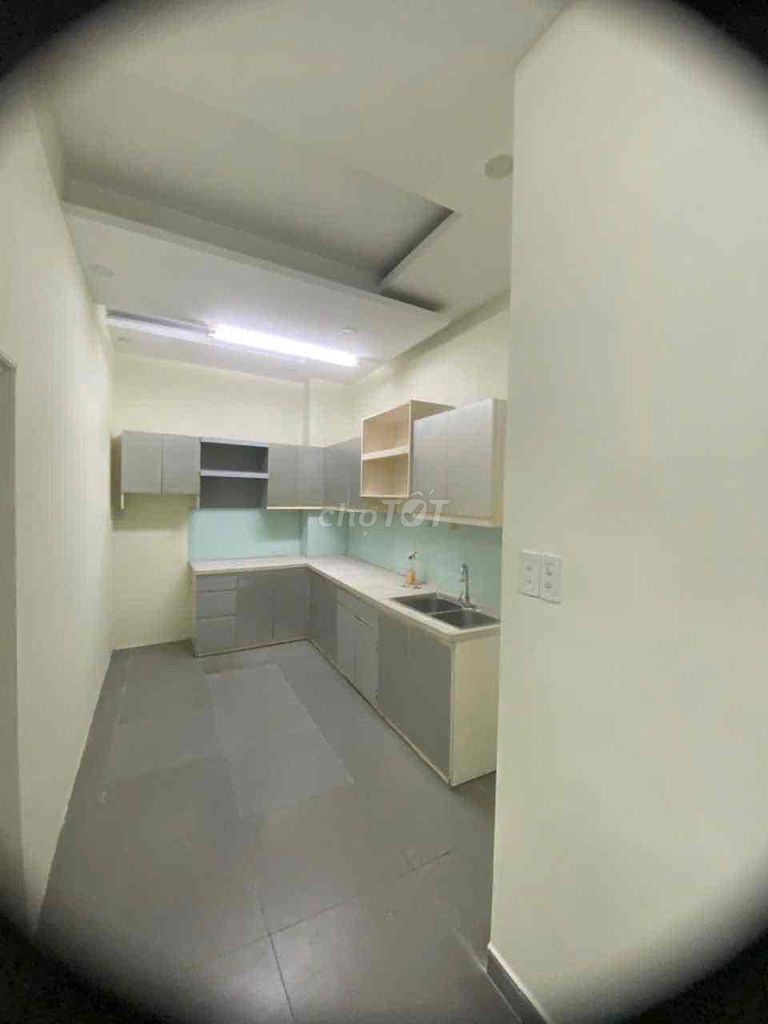 There are three rooms for rent, the Big Side Lê Văn Thọ, District Gò Vấp.