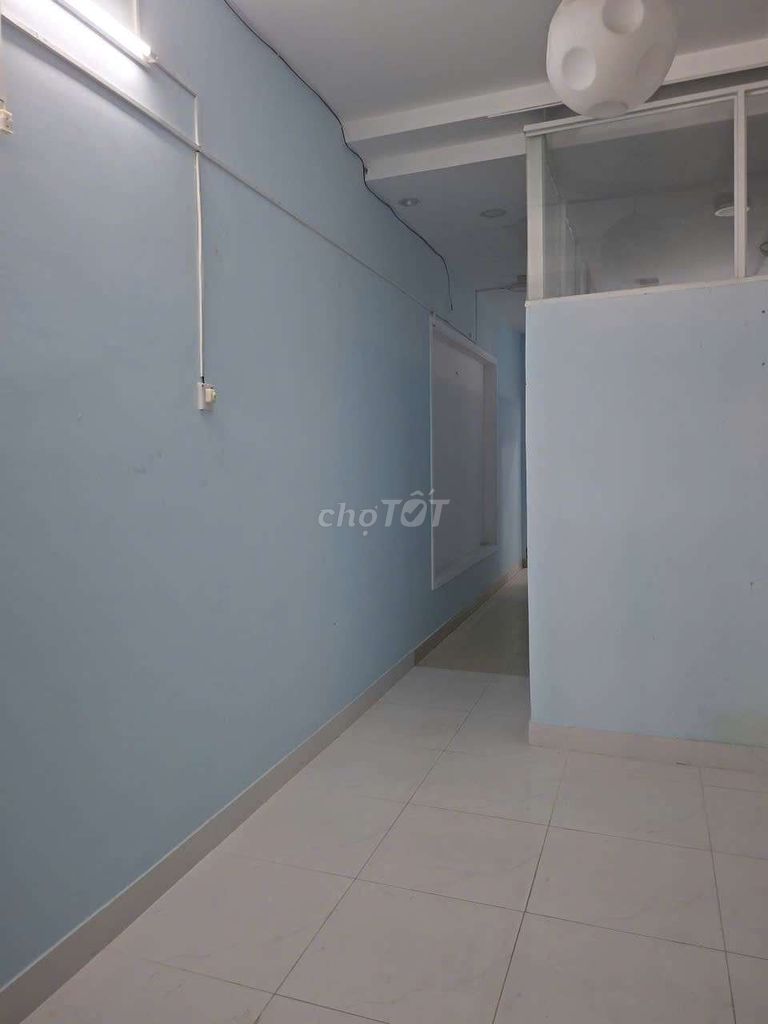 Rent a Bình Hưng-car alley 90 meters.