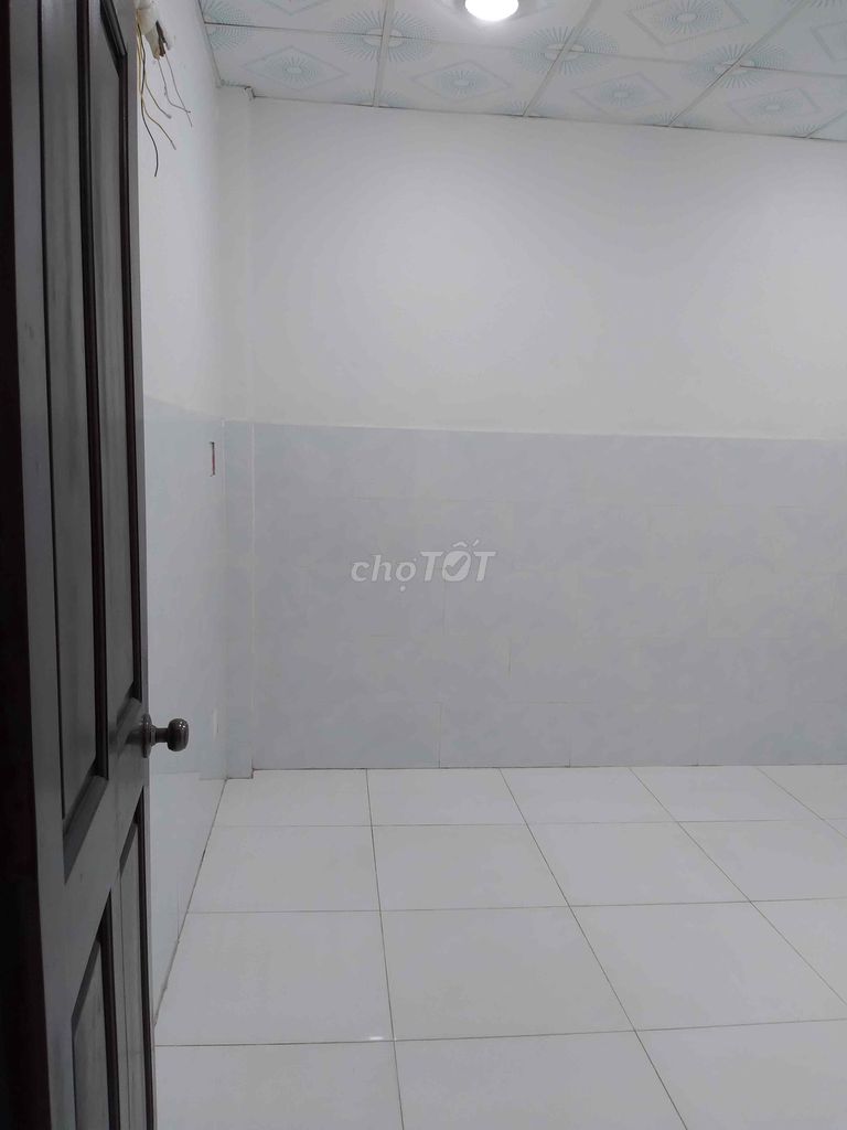 Rent an entire LFL Quốc lộ 13 alley, Flat, Thủ Đức
