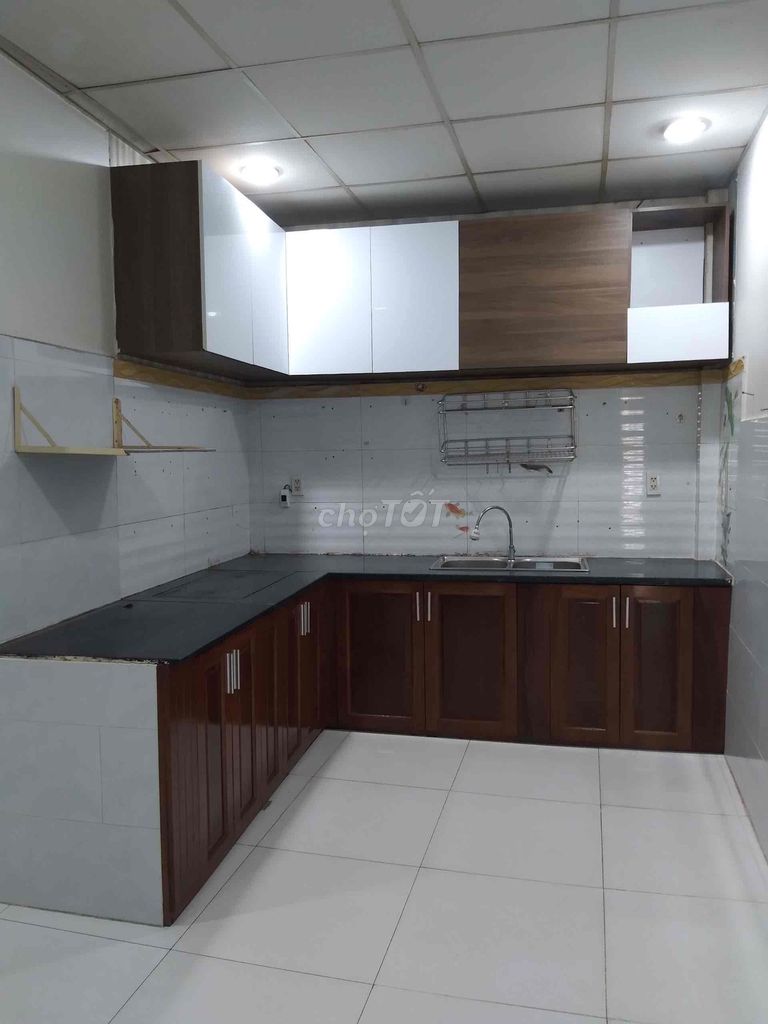 Rent an entire LFL Quốc lộ 13 alley, Flat, Thủ Đức