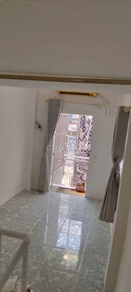 Two bedrooms with air conditioning on 5/8 million near Mrs. Café Market, Bình Thạnh