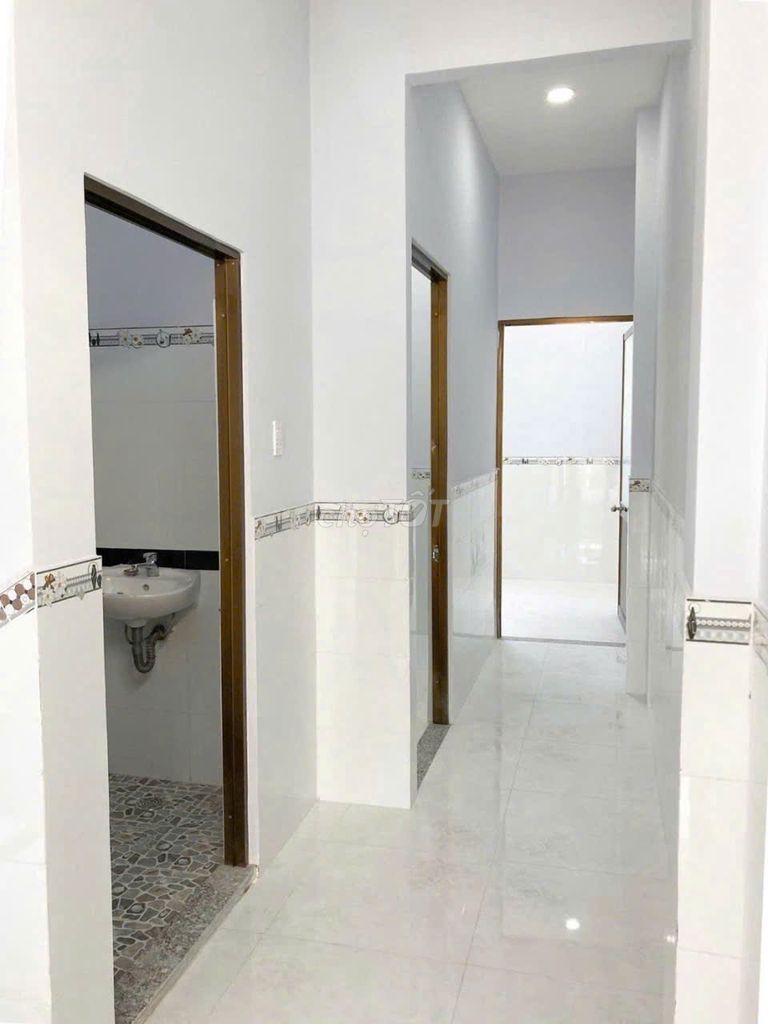 Three bedrooms. One, one floor.