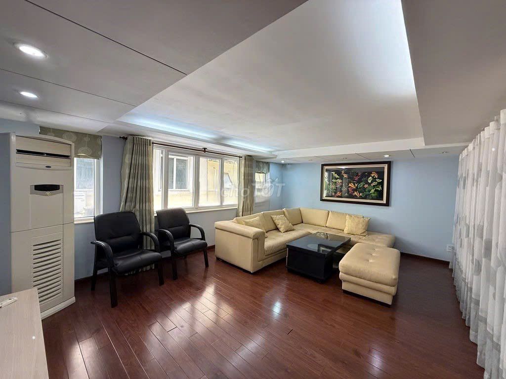 Rent a Hoàng Diệu_7 x 18 m in the sky three stories, nice new home.