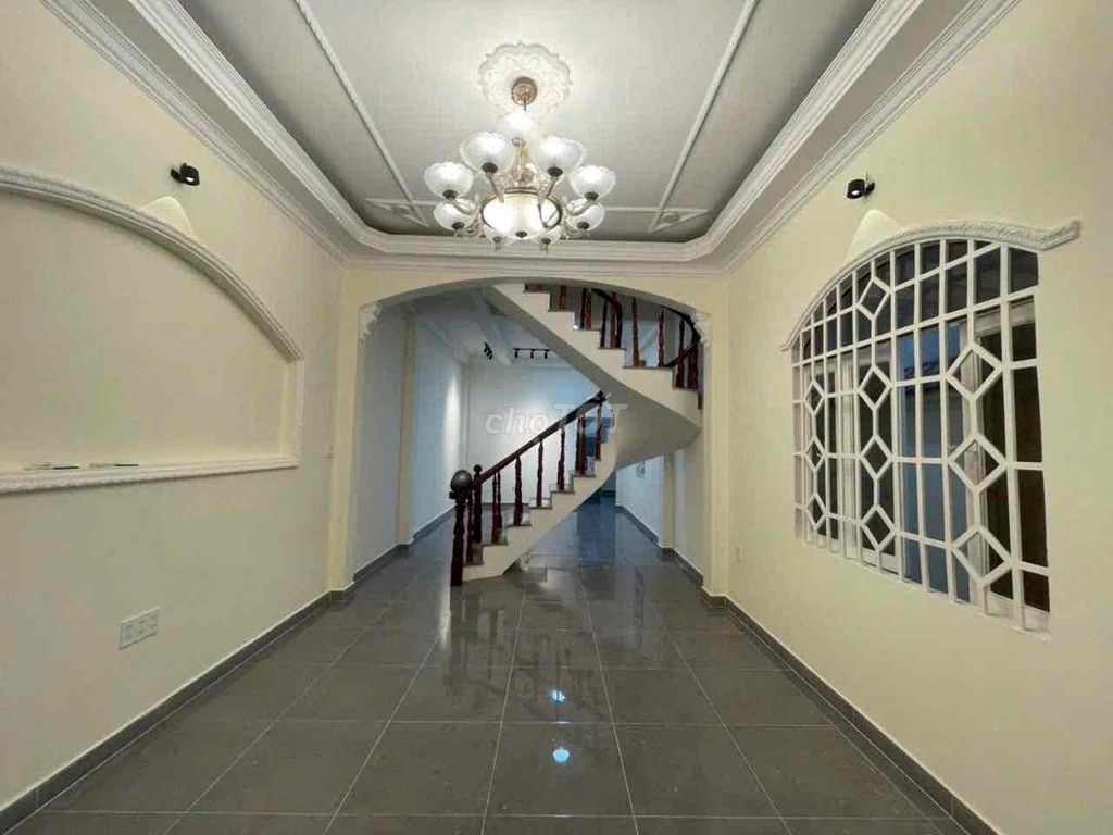 Rent an alley 136/ số 1 (1903) 16 Gò Vấp.