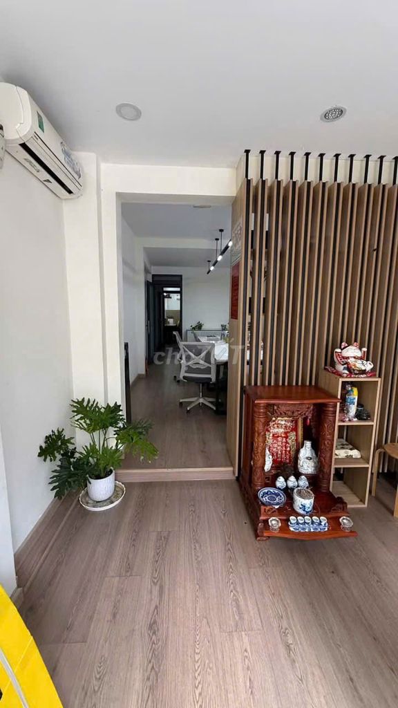 Bà Hạt, 3 floors, 5 bedrooms, 3.6 x15 meters, 30 million.