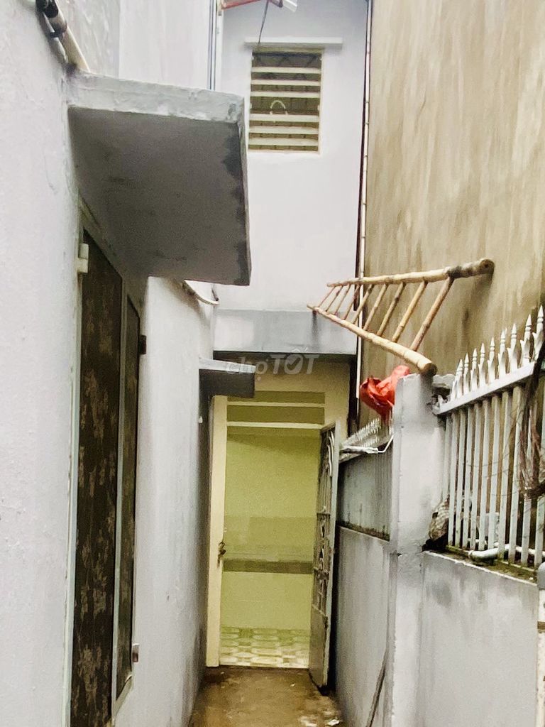 Rent the original house of 108/16 May số 1 số 1, East Side, and Gò Vấp.