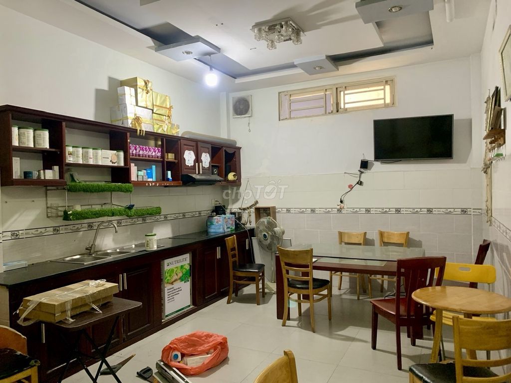 Rent the entire Hoàng Hoa Thám near T3 22 million a month.