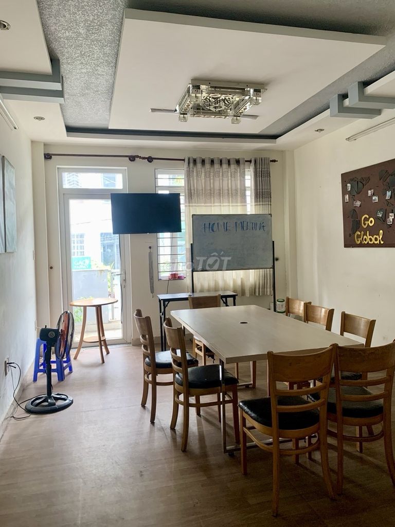 Rent the entire Hoàng Hoa Thám near T3 22 million a month.