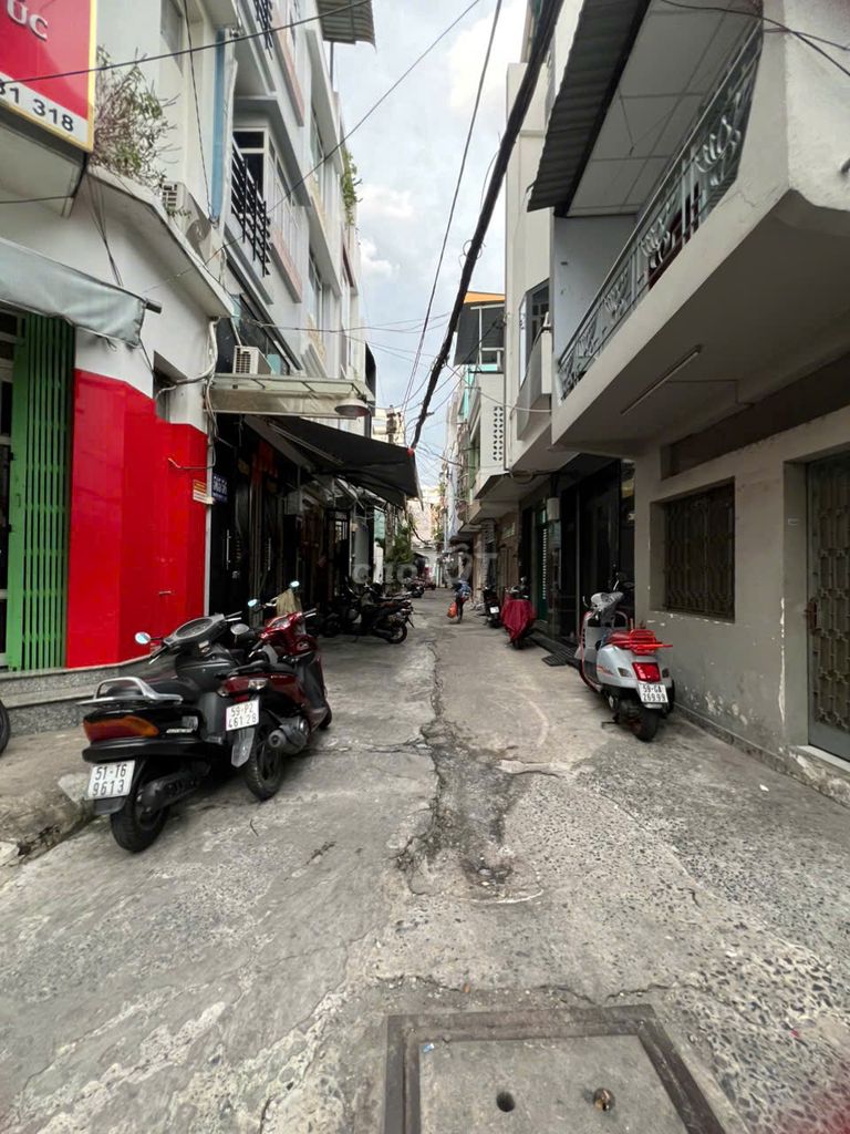 Rent a nice new four-story steam car - 565 Nguyễn Trãi, 7557, District 5