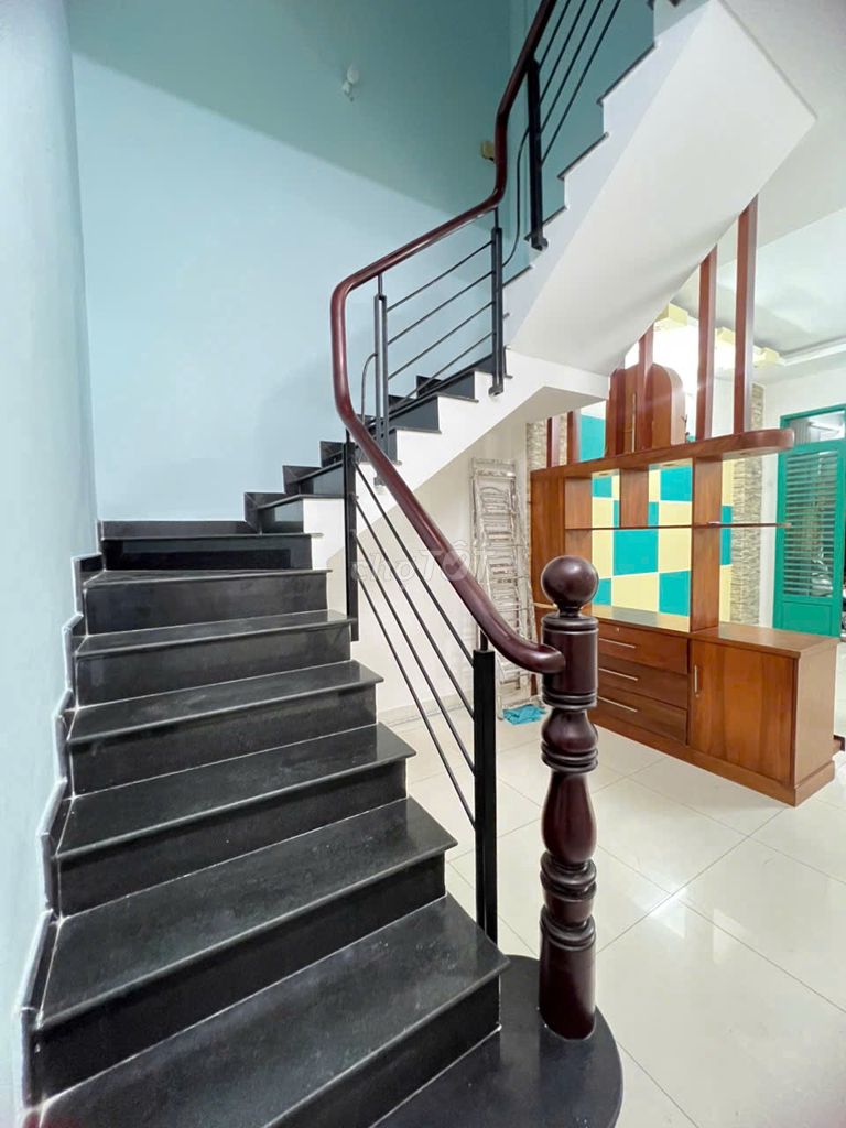 Rent a nice new four-story steam car - 565 Nguyễn Trãi, 7557, District 5