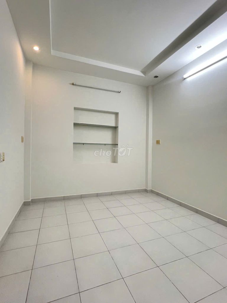 Rent a nice new four-story steam car - 565 Nguyễn Trãi, 7557, District 5
