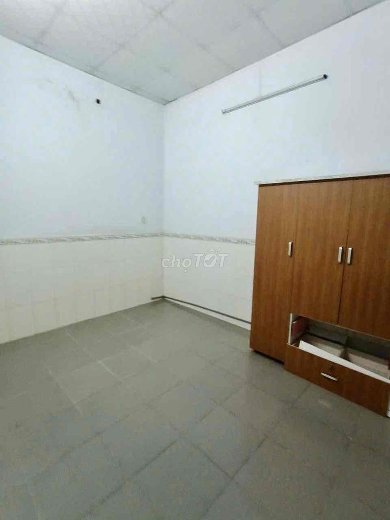 3 Phas 4 x 20 meters (7 x 1 floor) Street. Trương Phước Phan