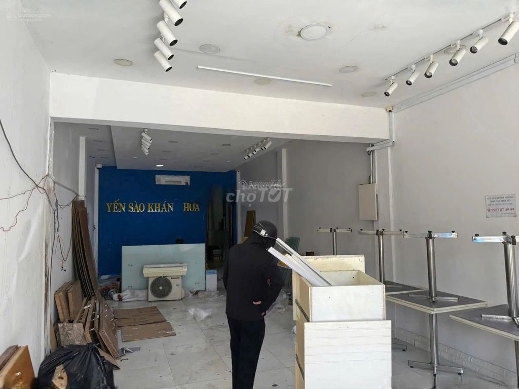 Cách Mạng Tháng Tám 5 x22 m 1 T 3 floor 6 bedroom