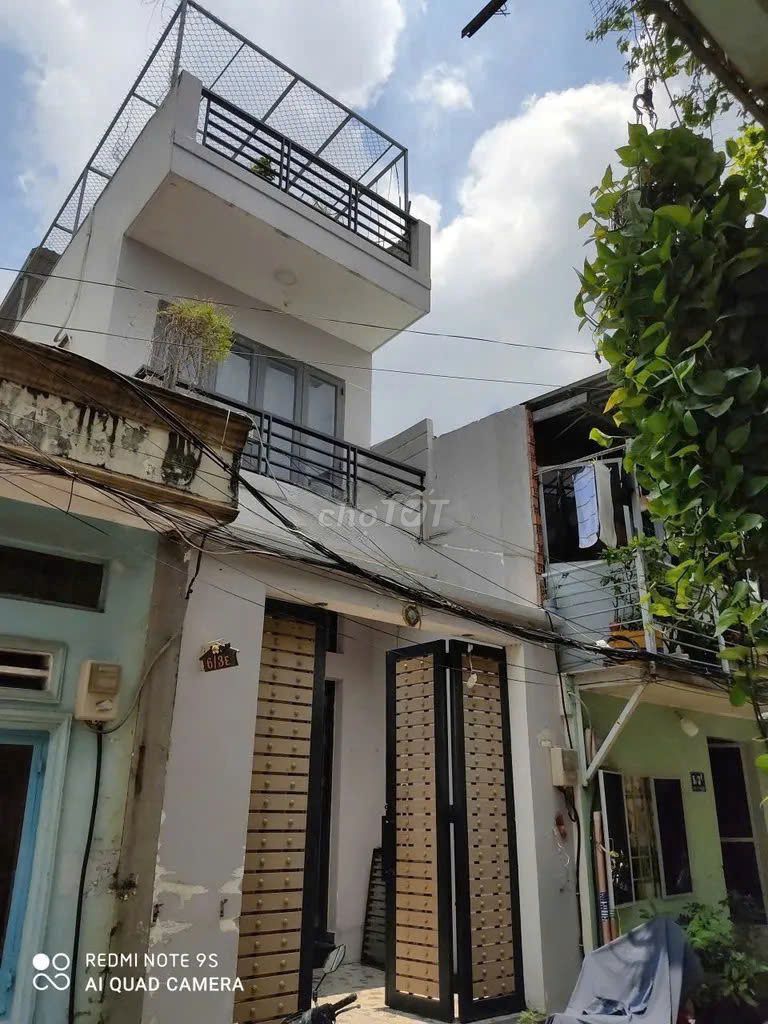 [Bobs] Corn is 4.3 x 13 m. 1 .1 .1 floor 2 bedroom - near Landmark