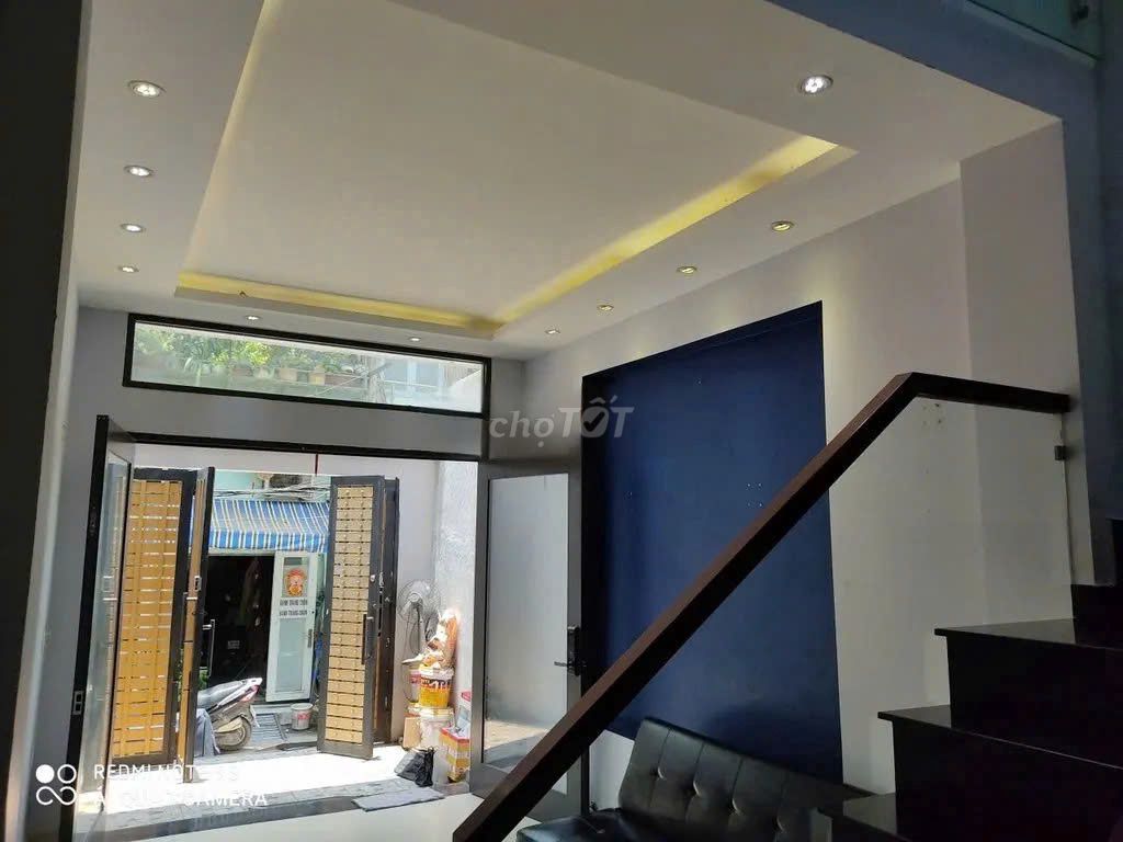 [Bobs] Corn is 4.3 x 13 m. 1 .1 .1 floor 2 bedroom - near Landmark