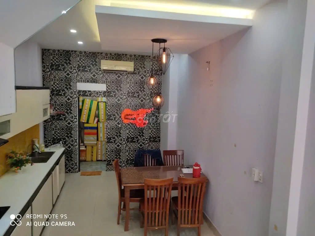 [Bobs] Corn is 4.3 x 13 m. 1 .1 .1 floor 2 bedroom - near Landmark
